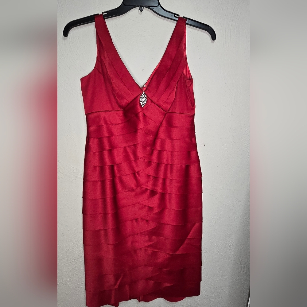 RED DRESS, Jones Wear Dress, Size 6